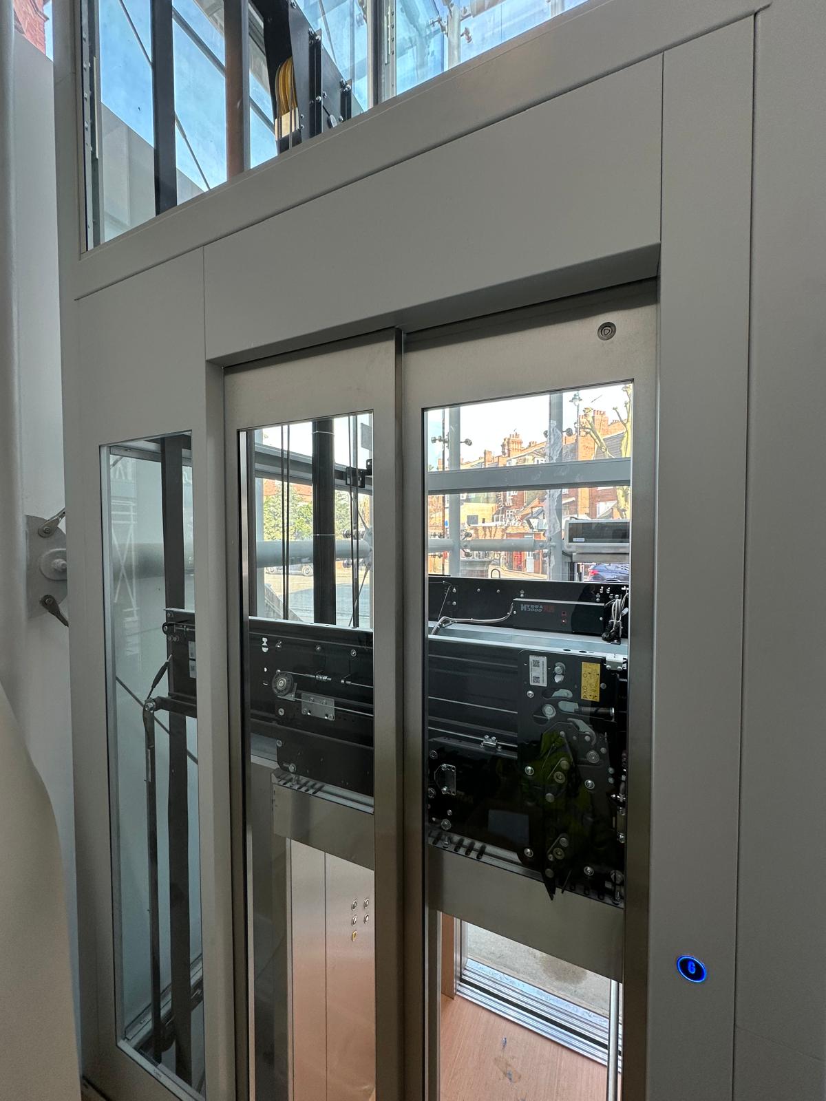 Elite Cabin Lift at Muswell Hill Library, London – photo 8