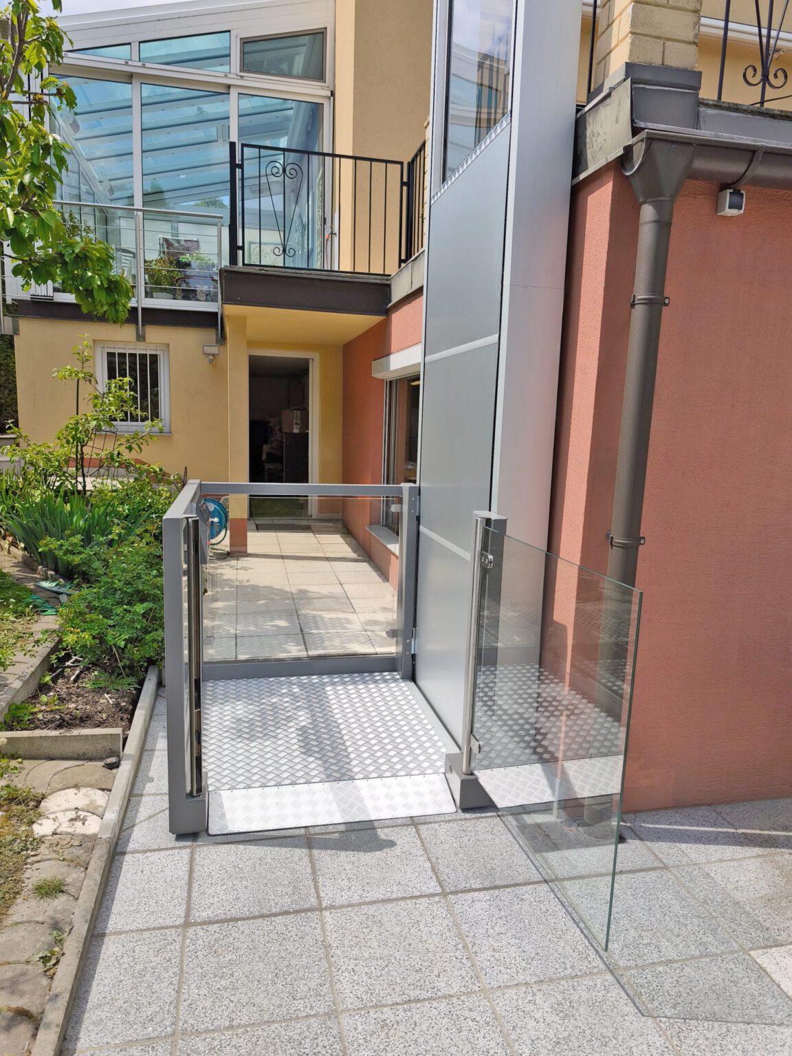APL5 Open Platform Lift | Alliance Platform Lifts