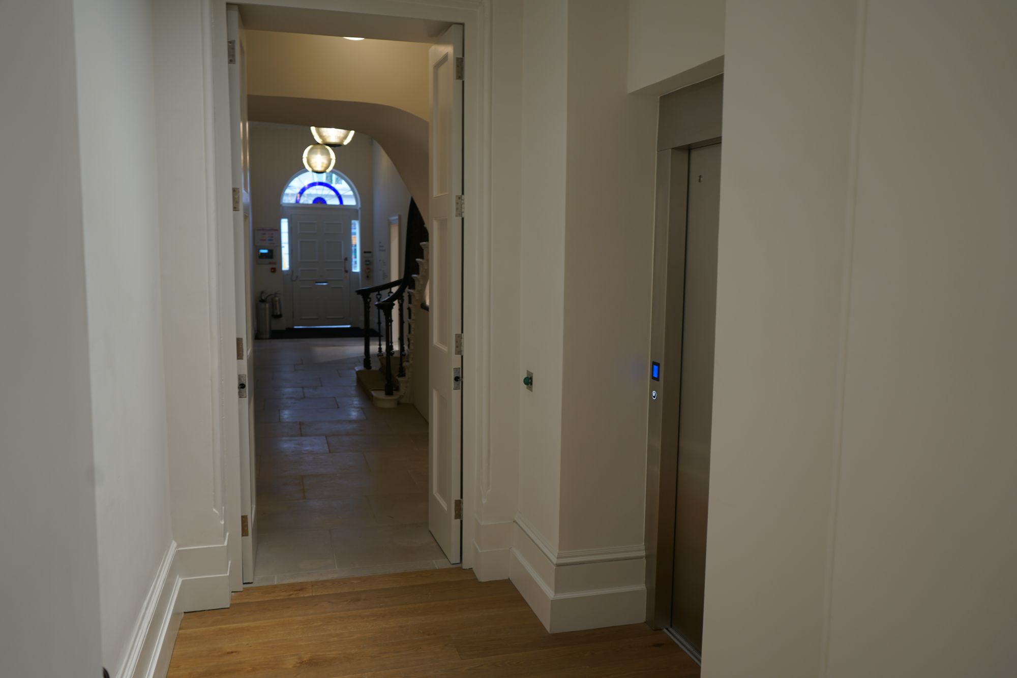 APL Elite Cabin Lift installed by Alliance Platform Lifts