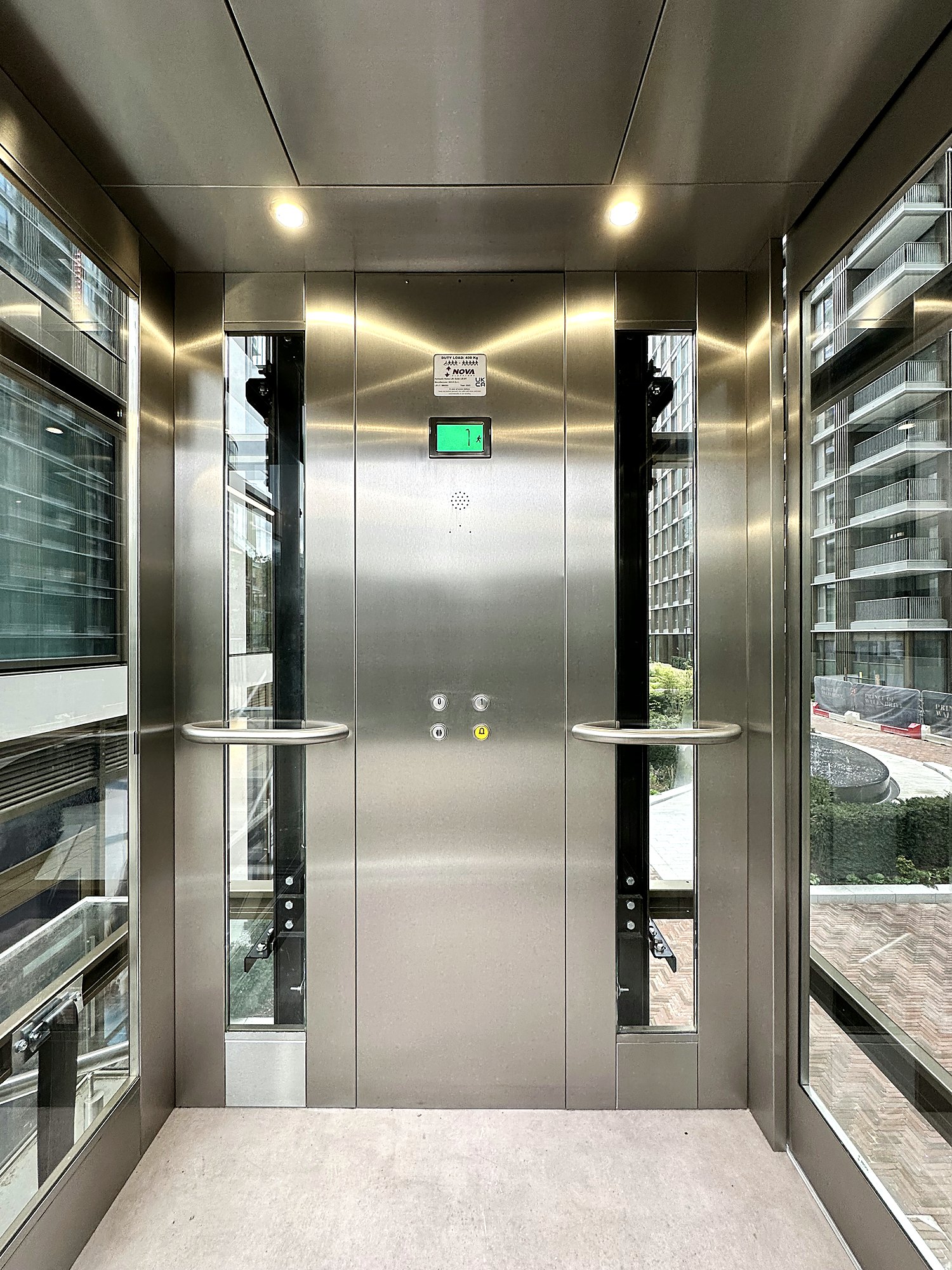 Elite Cabin Lift at Courtyard lift, Battersea, London – photo 4