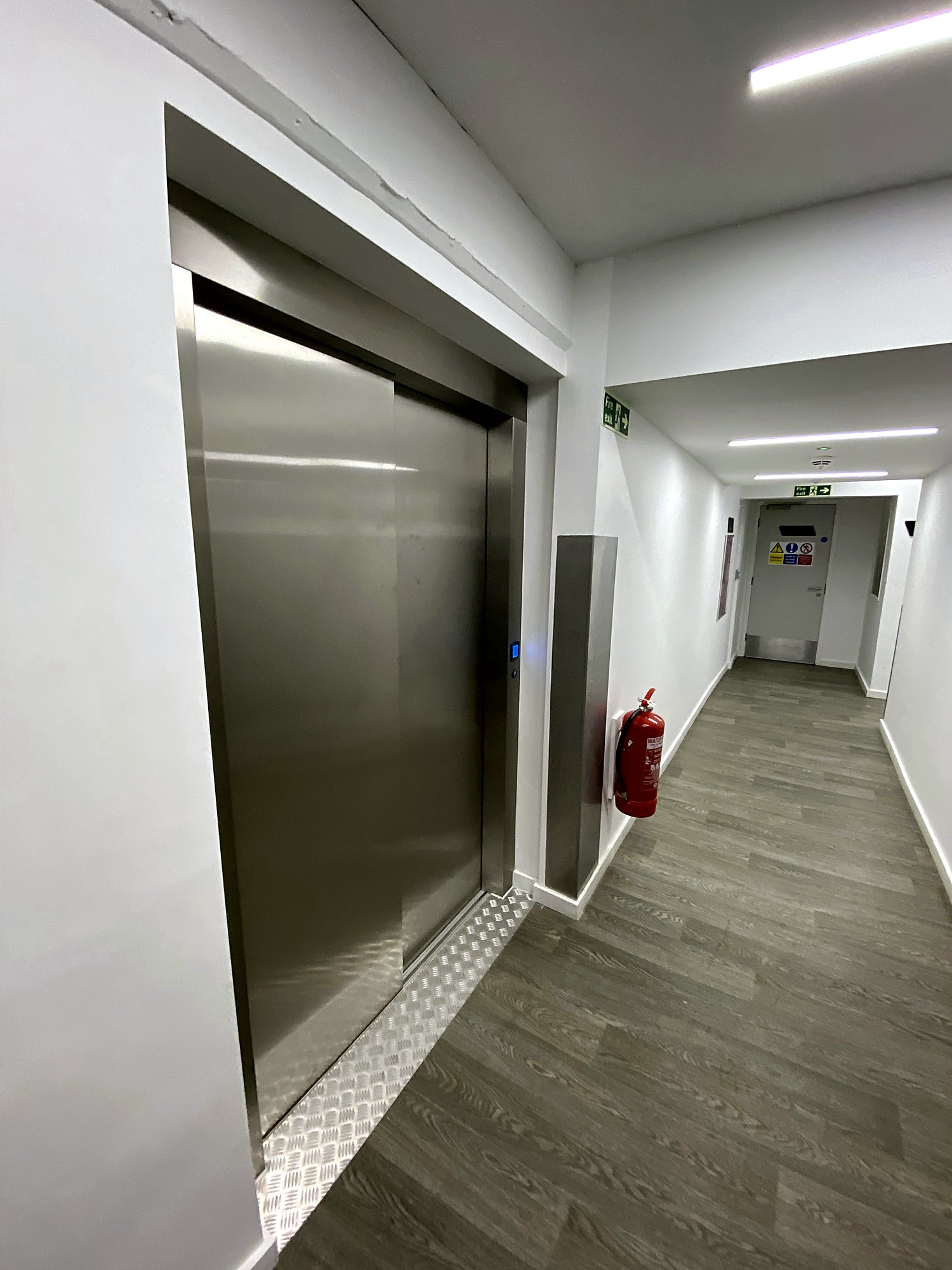 Heavy-Duty Cabin Lift at Student accommodation, west London – photo 5