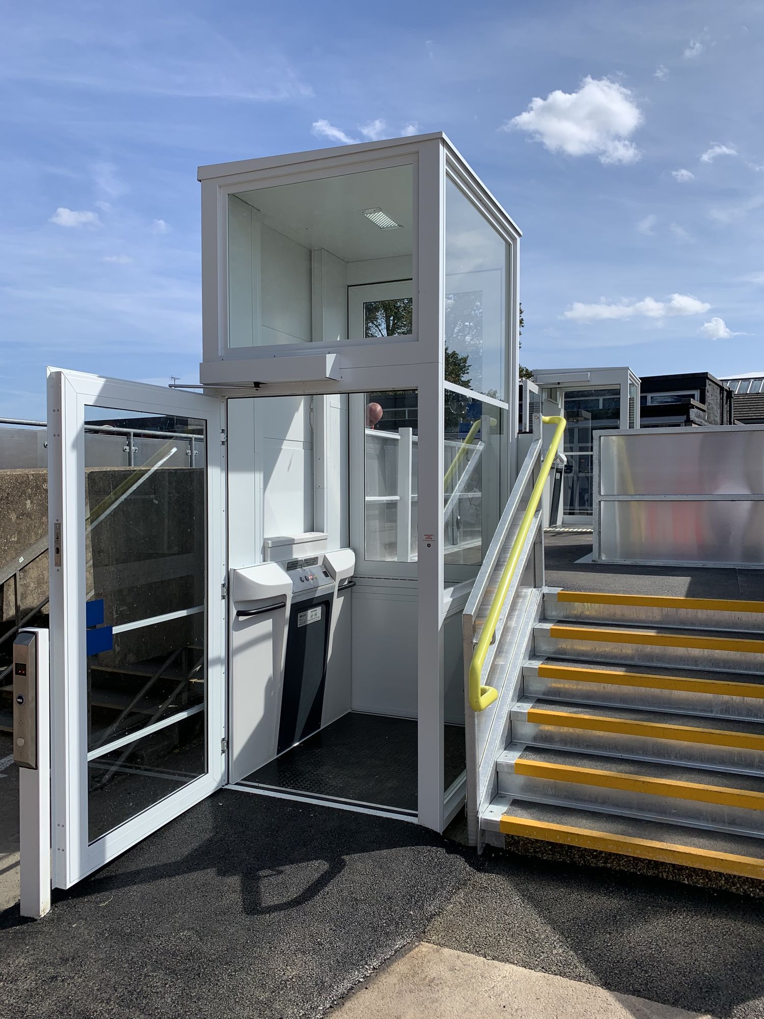 APL Hydraulic Platform Lift installed outside a school