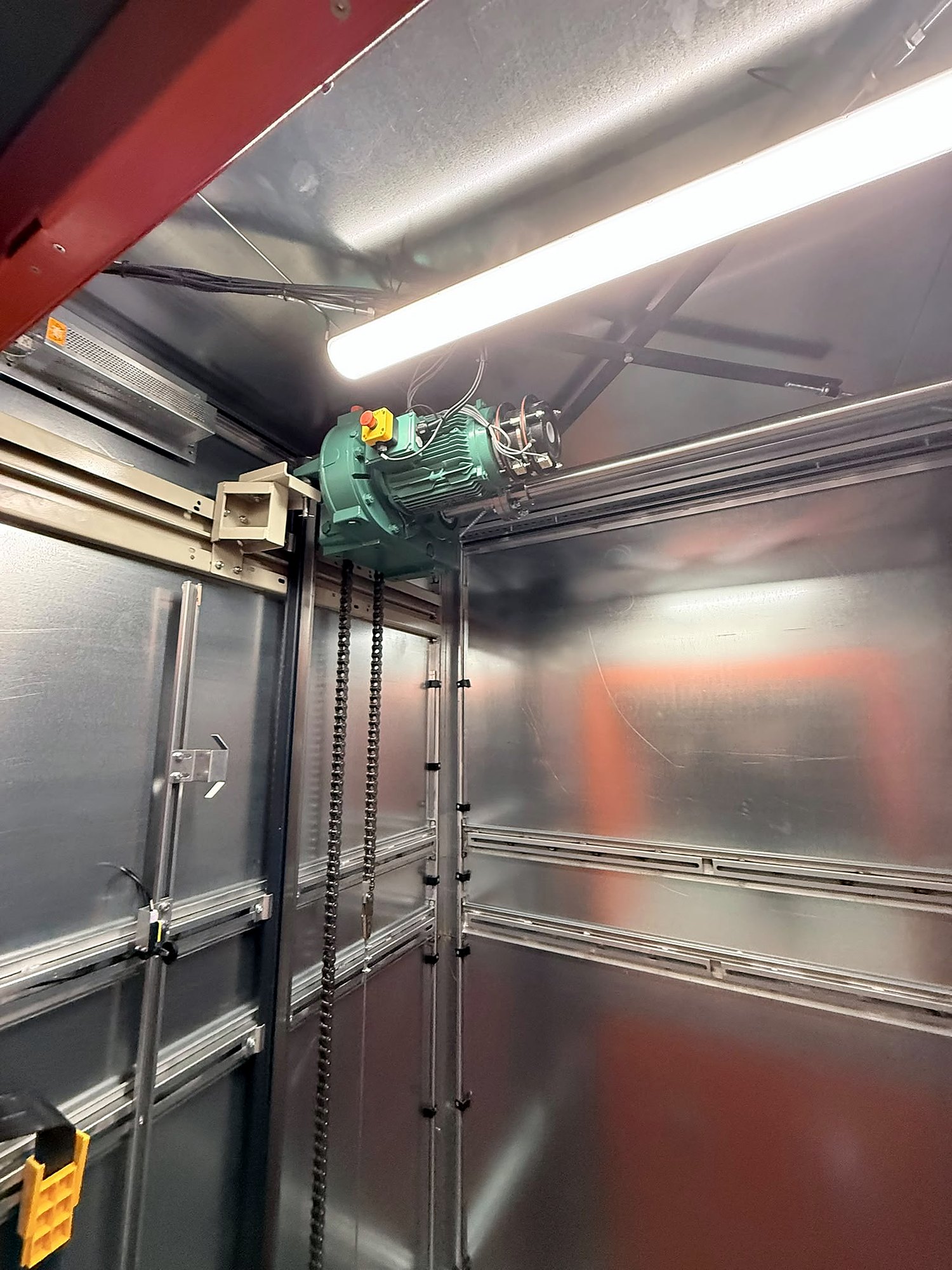 Traction Goods Lift at Self-storage facility, Tottenham, North London – installation